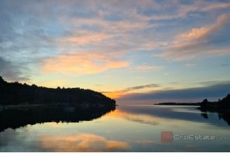 008 2053 18b Porec Luxury apartment with rooftop terrace and jacuzzi for sale