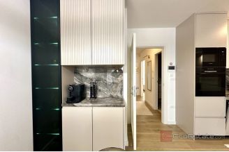 010 2049 61 Split area Luxury two bedroom apartment for rent