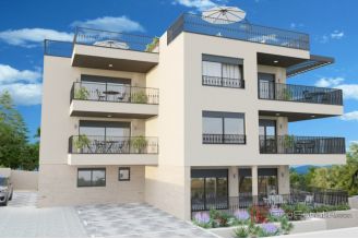 014 2035 269 Ciovo Penthouse with roof terrace for sale