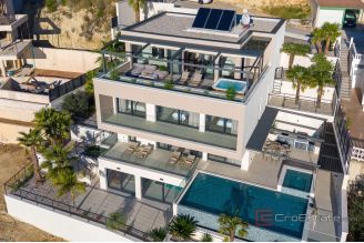 020 2022 470 omis modern villa with panoramic view for sale