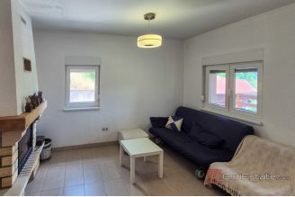 013 1020 24 Karlovac House near river mreznica for sale