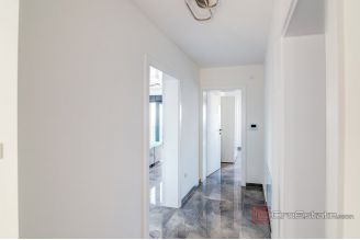 016 5426 30 Senj Modern villa with pool and an open sea view for sale