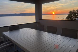 016 5426 30 Senj Modern villa with pool and an open sea view for sale