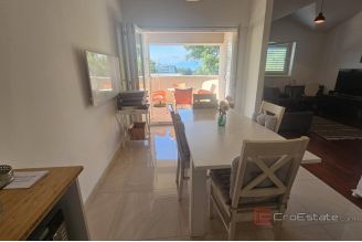 014 1023 46 Krk Penthouse apartmant near the beach for sale