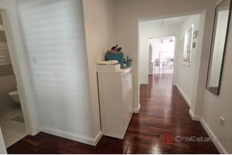 014 1023 46 Krk Penthouse apartmant near the beach for sale