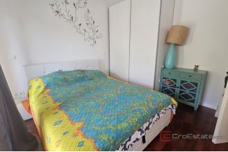 014 1023 46 Krk Penthouse apartmant near the beach for sale