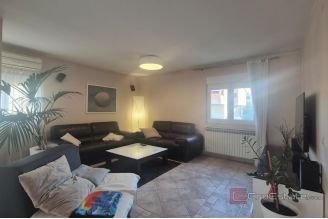 008 2047 95 Split Brda Three bedroom apartment for sale