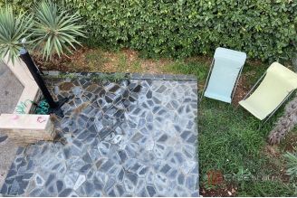 019 2052 84 Ciovo Seafront house for sale