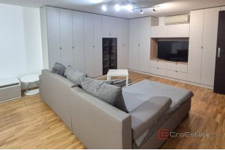 016 1020 23 Zagreb Two bedroom apartment near the centre for sale