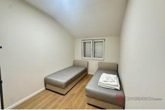 009 2049 63 Stobrec Two bedroom apartment with sea view for rent