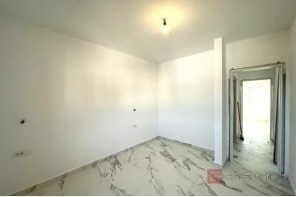 009 1023 48 Krk Apartment in a quiet location and sea view for sale