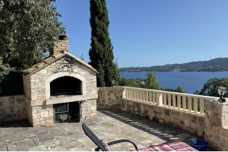 016 2052 85 Peljesac Stone house with a swimming pool for sale
