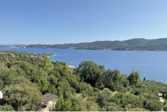 016 2052 85 Peljesac Stone house with a swimming pool for sale