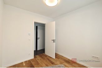 015 2051 34 Zagreb New build luxurious penthouse with terraces and garage for sale