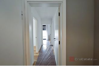 015 2051 34 Zagreb New build luxurious penthouse with terraces and garage for sale