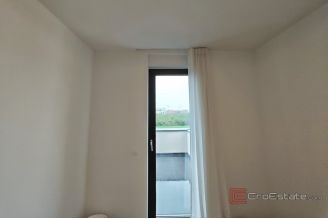 015 2051 34 Zagreb New build luxurious penthouse with terraces and garage for sale