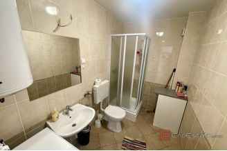 007 1023 49 Krk Comfortable apartment with sea view for sale