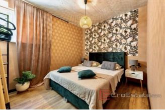 010 2049 73 Split area Two bedroom apartment with pool and garden for rent