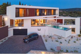 025 2022 473 Primoste Luxury villa with panoramic sea view for sale