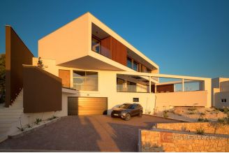 025 2022 473 Primoste Luxury villa with panoramic sea view for sale