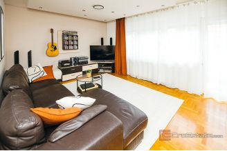 013 1020 26 zagreb two bedroom apartment with garage and parking for sale