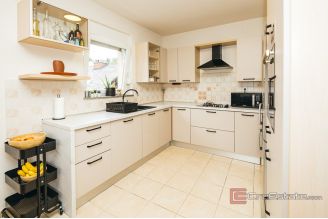 013 1020 26 zagreb two bedroom apartment with garage and parking for sale