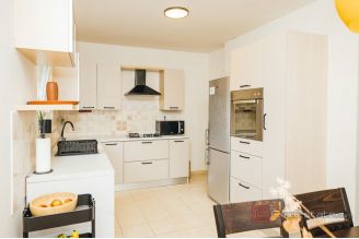 013 1020 26 zagreb two bedroom apartment with garage and parking for sale