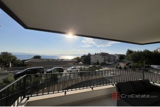 014 2053 23 Rijeka Luxury apartment with sea view and terrace for rent