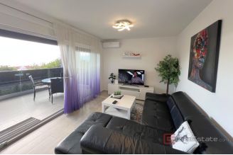 016 2053 24 rijeka modern apartment with sea view for rent