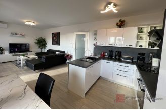 016 2053 24 rijeka modern apartment with sea view for rent
