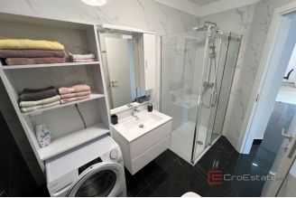 016 2053 24 rijeka modern apartment with sea view for rent