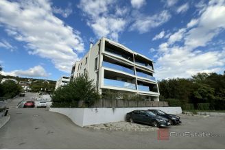 016 2053 24 rijeka modern apartment with sea view for rent