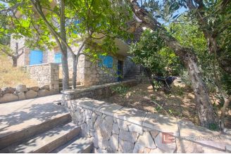 020 2021 414 island drvenik dalmatian stone house for sale