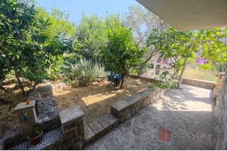 020 2021 414 island drvenik dalmatian stone house for sale