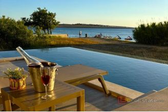 015 2021 415 island pag Apartment first row to the sea for sale