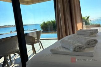 015 2021 415 island pag Apartment first row to the sea for sale