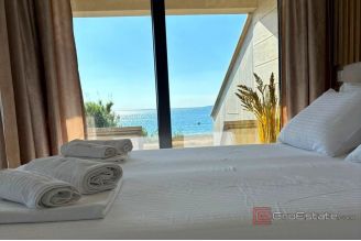 015 2021 415 island pag Apartment first row to the sea for sale