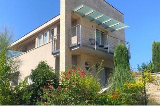 004 2021 416 zadar attractive villa near the sea for sale