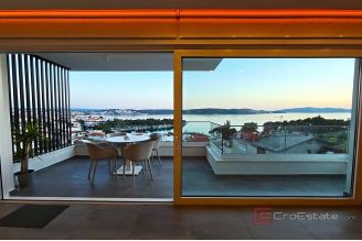 020 2021 417 trogir luxury penthouse with roof terrace for sale