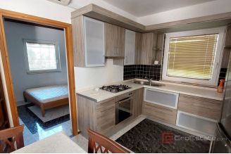 010 1026 31 island vir apartment house in quiet area for sale