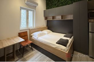 008 2046 109 Split studio apartment in the city centre for sale