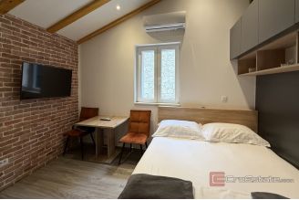 008 2046 109 Split studio apartment in the city centre for sale