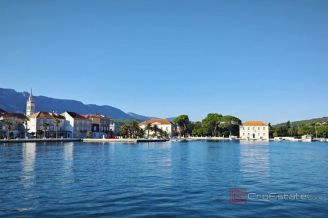 006 2051 35 Hvar two stone houses for renovation for sale