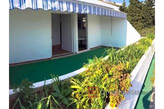 09 4190 30 Split apartment sea view for sale