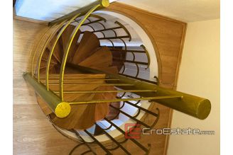 09 4190 30 Split apartment sea view for sale