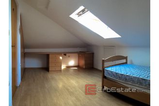 09 4190 30 Split apartment sea view for sale