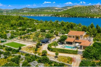 001 2021 364 sibenik luxury stone villa with swimming pool for sale