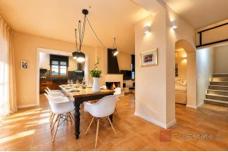 020 2021 364 sibenik luxury stone villa with swimming pool for sale