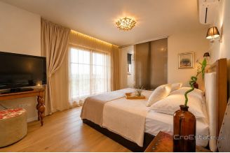 020 2021 364 sibenik luxury stone villa with swimming pool for sale