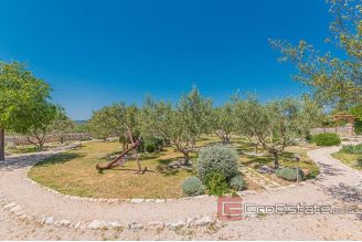 020 2021 364 sibenik luxury stone villa with_pool for sale